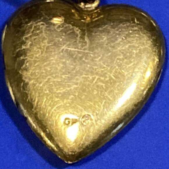Gold filled sweetheart locket - Royal Canadian Army Service Corps (WWII) + chain - Picture 5 of 6